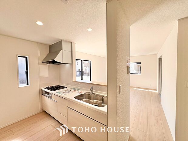 お料理の上手な方が、独壇場でお料理の腕を披露するスタイルに向いているキッチンです。