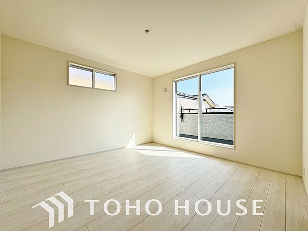 お子様の心と身体を見守る子供部屋として、小さな自立心を育むお部屋作りを見越してご覧下さい。