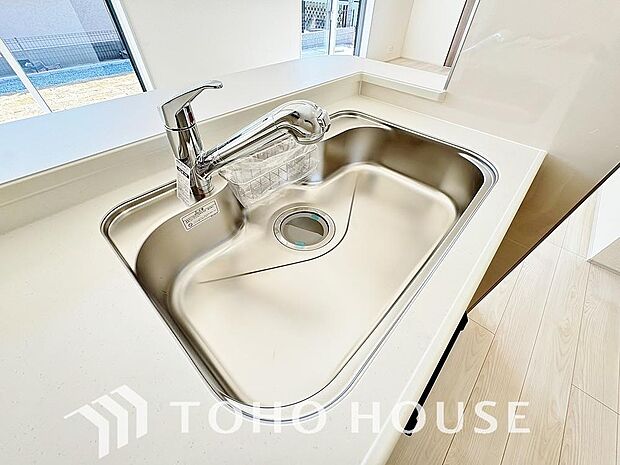 クリアな水が毎日使え、見た目にもスマートな浄水器一体型。お米を炊いたりする際には浄水機能をつかうこともできて、人気の商品です。