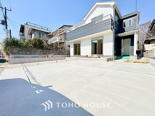 自転車やバイクなど、ゆとりのある敷地で置き場所に困ることはないでしょう。