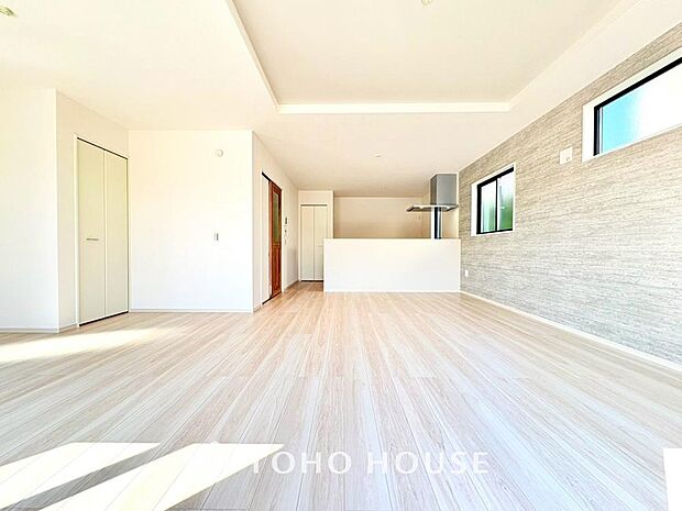 作り手の「気持ちの良いリビングでお過ごししていただきたい」という思いを感じさせます。