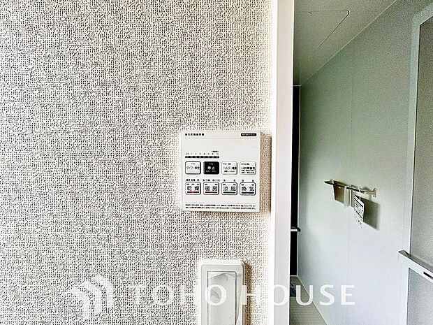 その名のとおり、乾燥・暖房・換気・涼風・24時間換気と年間を通じて活躍してくれる多機能アイテムです。