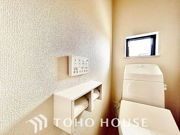 温水洗浄便座は日本が誇るトイレ文化のひとつです。お住まい購入時は新しいトイレで気持ちよく。