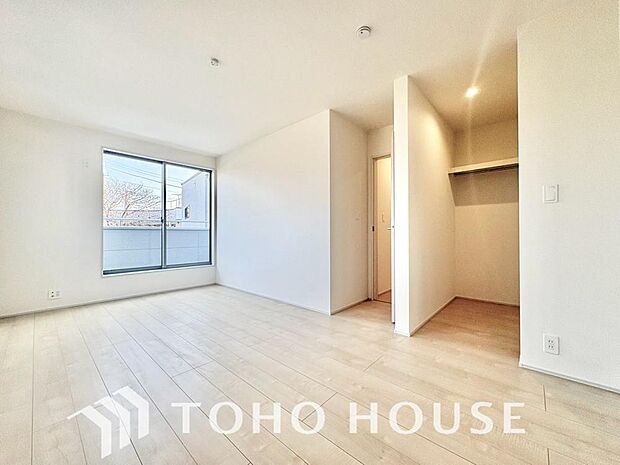 生活感を感じない空間では落ち着く事はできません。絶妙な雰囲気、配色、素材感を意識してコーディネート。