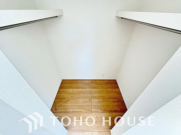 たっぷりと荷物が入るよう、ウォークインクローゼットを完備いたしました。