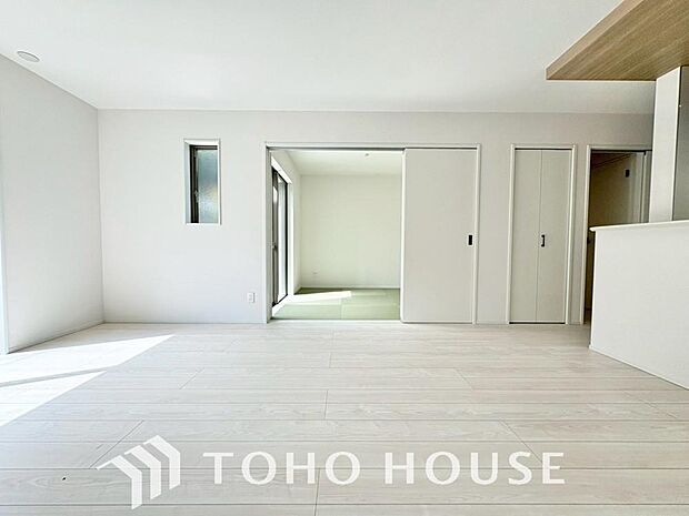 空気感という居心地の良いBGMは、暮らしのステージを彩り、心からのやすらぎと満足感を与えてくれます。