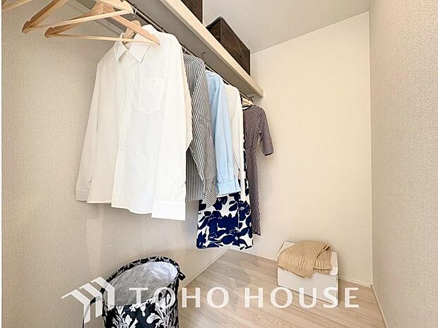 お子様のおもちゃやゴルフバック等、大きなお荷物をお持ちの方やお荷物が多い方でも安心のスペースです。