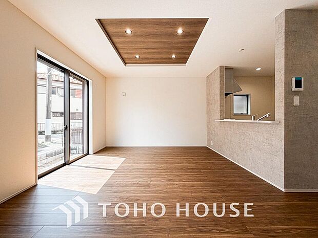 空気感という居心地の良いBGMは、暮らしのステージを彩り、心からのやすらぎと満足感を与えてくれます。