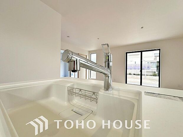 クリアな水が毎日使え、見た目にもスマートな浄水器一体型。お米を炊いたりする際には浄水機能をつかうこともできて、人気の商品です。