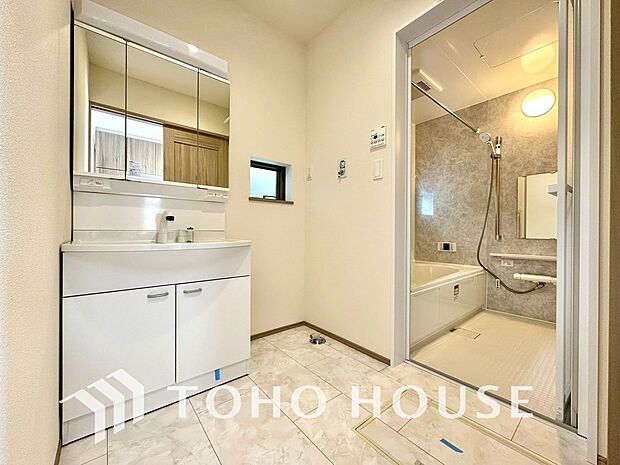 平日の朝であっても、落ち着きとくつろぎを感じられる。時間に余裕とゆとりを持たせます。