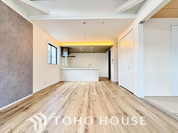 空気感という居心地の良いBGMは、暮らしのステージを彩り、心からのやすらぎと満足感を与えてくれます。