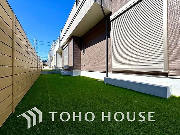 日当たりも良く、家庭菜園や植栽を育てるのに適したお庭はこれからの生活に緑という癒しを与えてくれます。