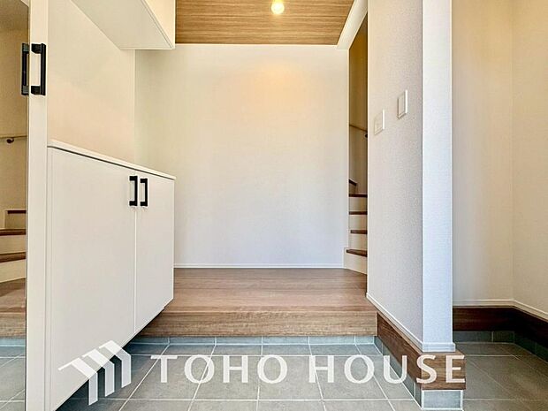 この場所には「希望」と「優越」で包み込んでくれる「特別」な空間があります。