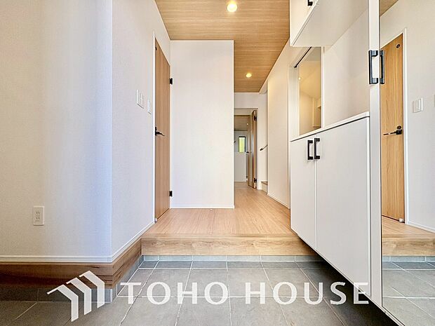 この場所には「希望」と「優越」で包み込んでくれる「特別」な空間があります。