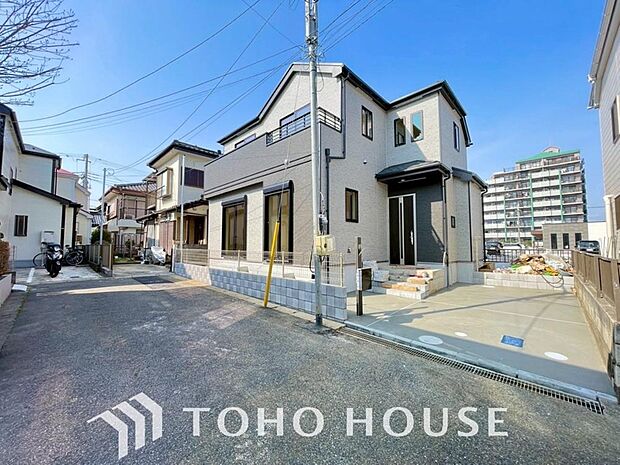 陽光に愛され、家族に包まれた本邸宅は、どんなに月日が経っても【オンリーワン】に輝き続けます。