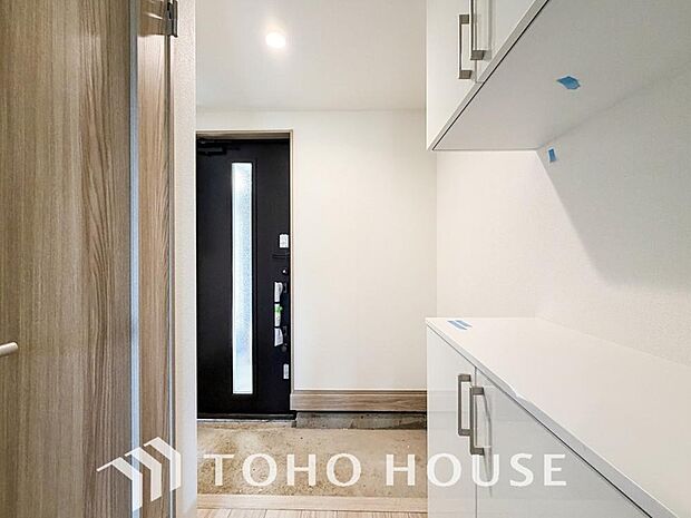 清潔感が溢れ、訪れる者すべてを「安らぎ」と「充実」で包み込みます。