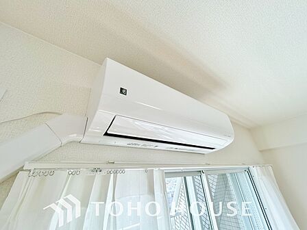 設置済みのエアコンは工事などの初期費用がカットできるので嬉しいですね。