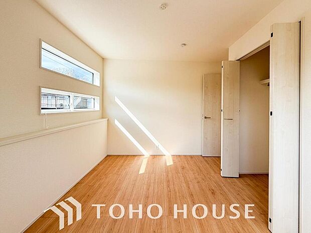 暖色系の照明は、心理的にも落ち着きを得られやすいそうです。