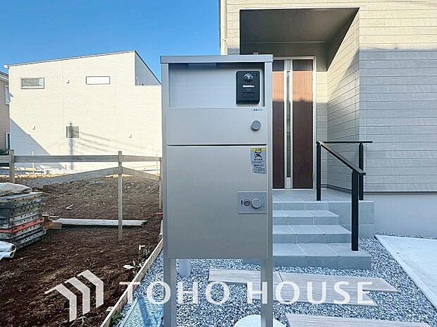 宅配ボックスは、ネットショッピングなどによって増加傾向の小型のお届け物の受け取りにができて便利です。