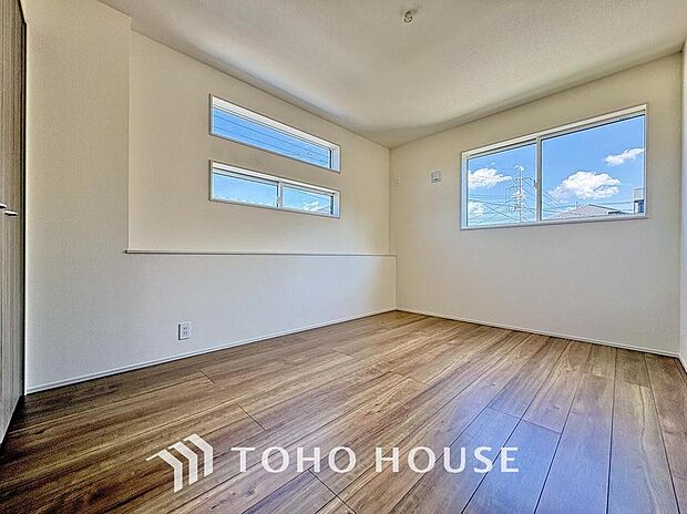 暖色系の照明は、心理的にも落ち着きを得られやすいそうです。