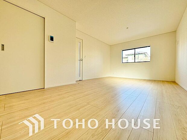 造りこんだ空間演出の妙が生み出す光と質のハーモニーはこの住宅のクオリティの良さを実感させてくれます。