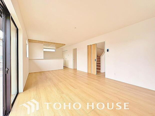 家は、ただ生活する場ではなく、笑顔の毎日、安らぎの日々のために、暮らしを愉しく、快適にする場所。