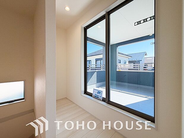一日の中で多くの時間を過すことになる住まいだからこそ、いつも穏やかな空間であるように心掛けています。