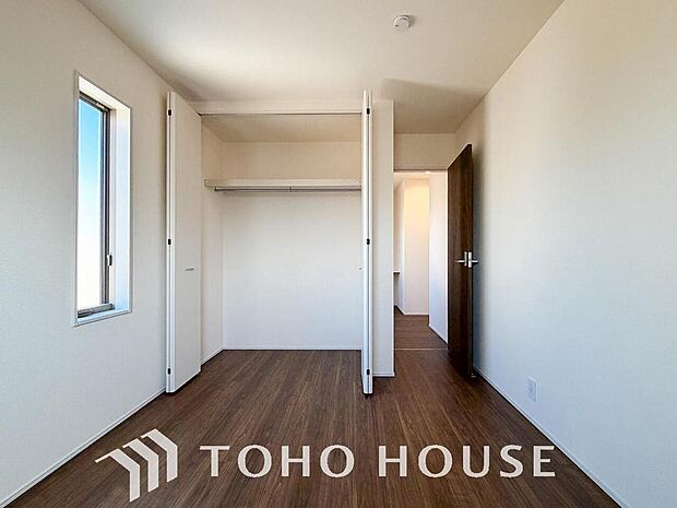 暖色系の照明は、心理的にも落ち着きを得られやすいそうです。