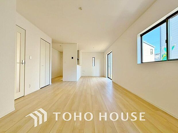 家は、ただ生活する場ではなく、笑顔の毎日、安らぎの日々のために、暮らしを愉しく、快適にする場所。