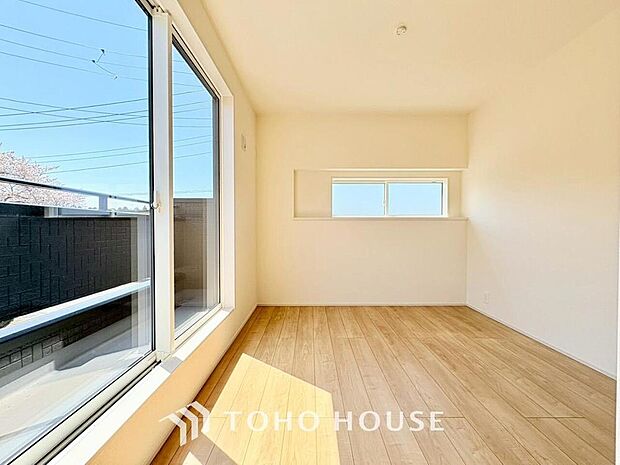 生活感を感じない空間では落ち着く事はできません。絶妙な雰囲気、配色、素材感を意識してコーディネート。