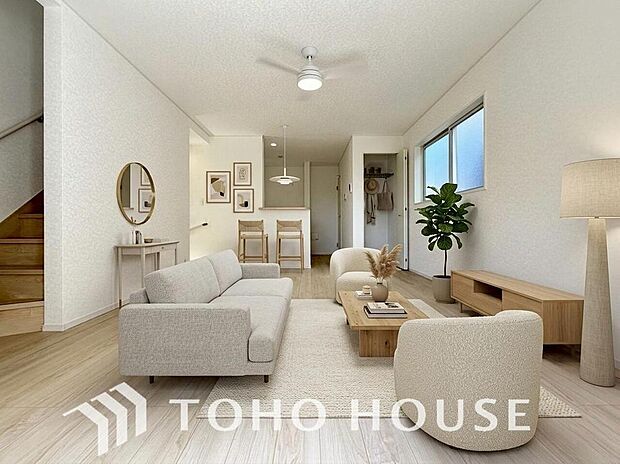 ホワイトナチュラルのテイストが、自然体で過ごせる心地良さ生み出しています。