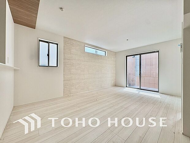 造りこんだ空間演出の妙が生み出す光と質のハーモニーはこの住宅のクオリティの良さを実感させてくれます。