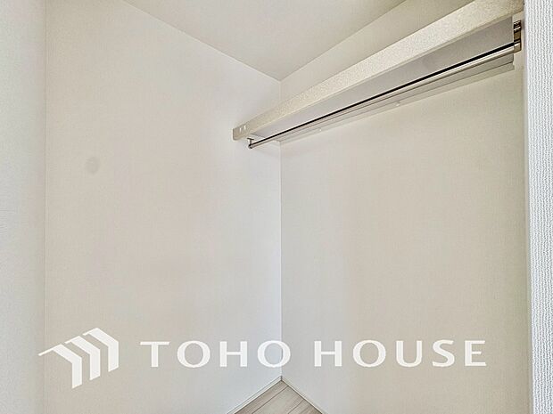 たっぷりと荷物を入るよう広々としたウォークインクローゼットを完備、使い勝手の良さを追求しております。
