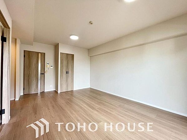 造りこんだ空間演出の妙が生み出す光と質のハーモニーはこの住宅のクオリティの良さを実感させてくれます。
