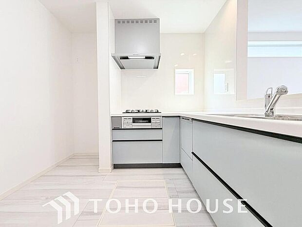 広々キッチンを採用。みんなで作った料理を召し上がりながらの会話は、どのような物になるのでしょうか。