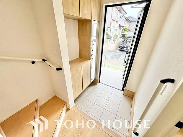 清潔感が溢れ、訪れる者すべてを「安らぎ」と「充実」で包み込みます。