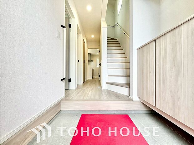 清潔感が溢れ、訪れる者すべてを「安らぎ」と「充実」で包み込みます。