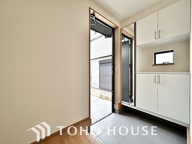 この場所には「希望」と「優越」で包み込んでくれる「特別」な空間があります。