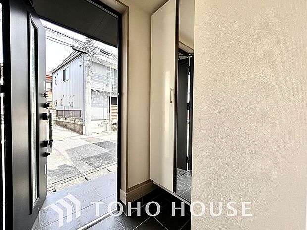 この場所には「希望」と「優越」で包み込んでくれる「特別」な空間があります。