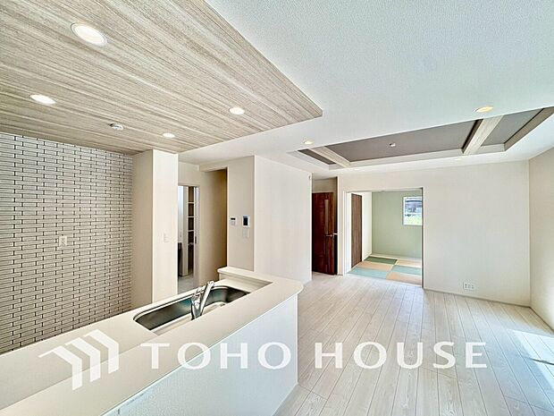 空気感という居心地の良いＢＧＭは、暮らしのステージを彩り、心からのやすらぎと満足感を与えてくれます。