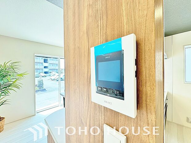 「見える安心」をカタチにしました。誰が来てもわかる様にモニター付きインターホンを設置。