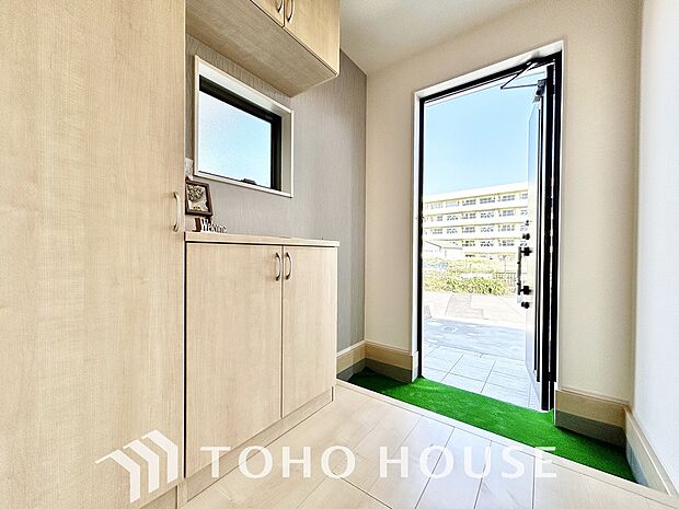 この場所には「希望」と「優越」で包み込んでくれる「特別」な空間があります。