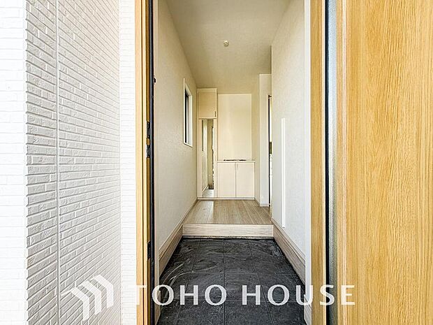 清潔感が溢れ、訪れる者すべてを「安らぎ」と「充実」で包み込みます。