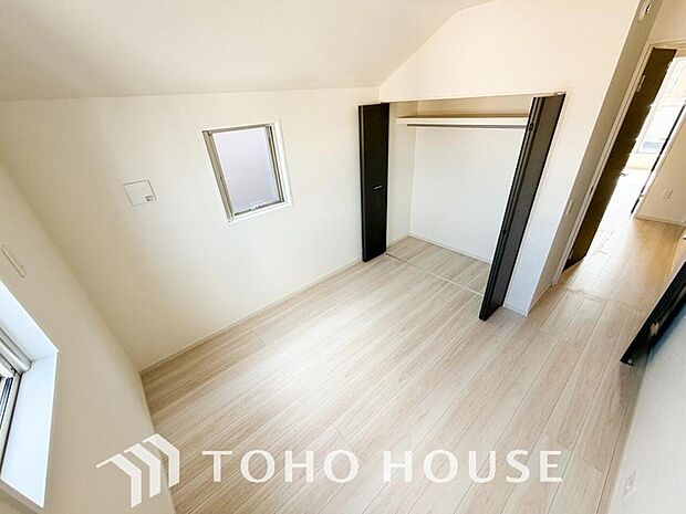 暖色系の照明は、心理的にも落ち着きを得られやすいそうです。