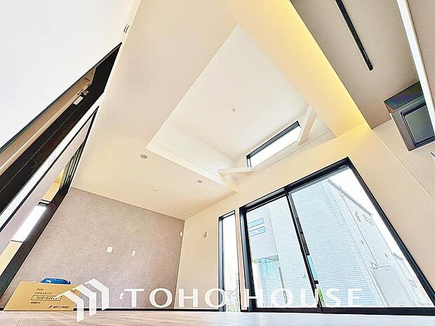 家は、ただ生活する場ではなく、笑顔の毎日、安らぎの日々のために、暮らしを愉しく、快適にする場所。