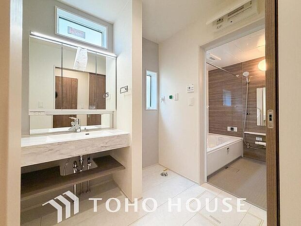 平日の朝であっても、落ち着きとくつろぎを感じられる。時間に余裕とゆとりを持たせます。