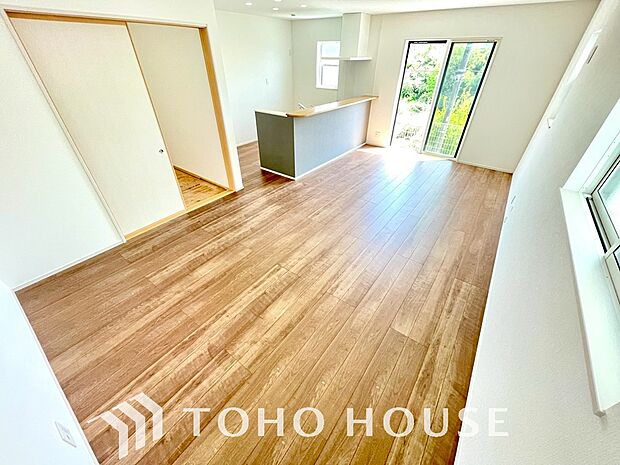 物件の陽当りや通風、周辺環境や街並みなど、資料には掲載していない情報をぜひ現地でご確認ください。