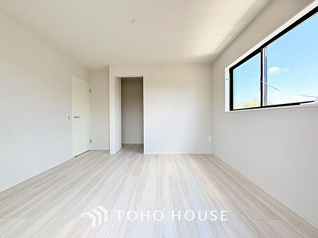 物件の陽当りや通風、周辺環境や街並みなど、資料には掲載していない情報をぜひ現地でご確認ください。