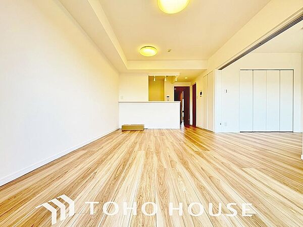 造りこんだ空間演出の妙が生み出す光と質のハーモニーはこの住宅のクオリティの良さを実感させてくれます。