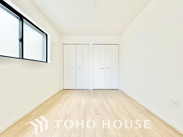 お子様の心と身体を見守る子供部屋として、小さな自立心を育むお部屋作りを見越してご覧下さい。